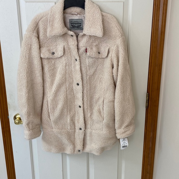 Levi's Jackets & Blazers - Levi’s Sherpa jacket size m nwt
